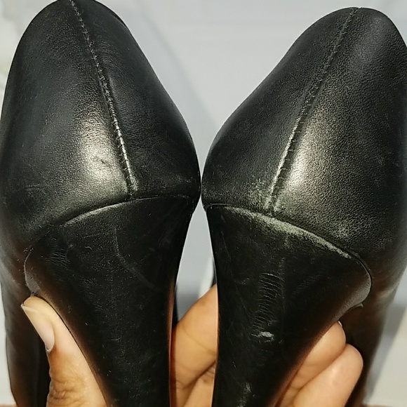 Pelle Moda Pumps - Picture 6 of 7